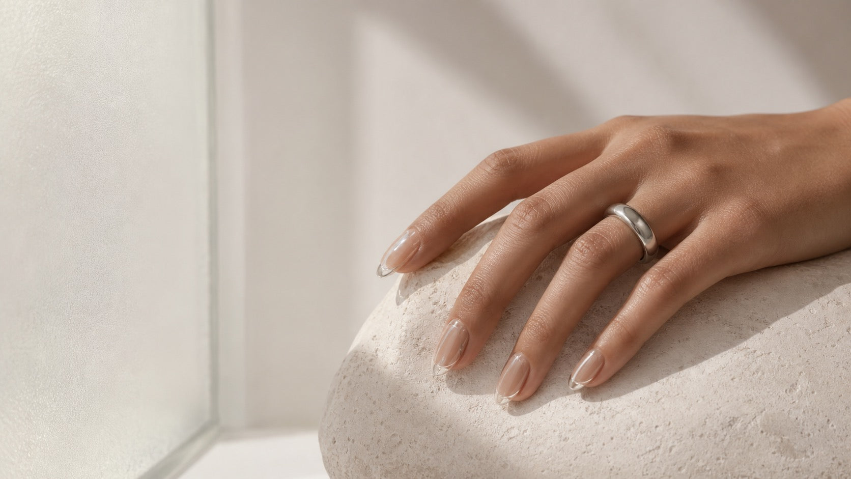 DECA MUSE editorial nail art